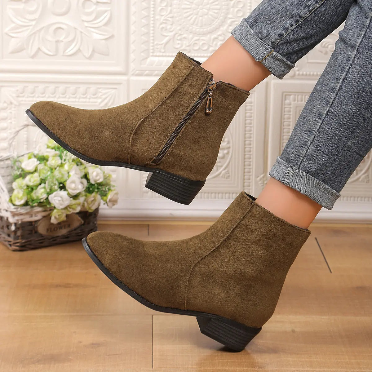 Suede Dr Martens Chunky Heel Short Women's Boots style-haven-vwag8