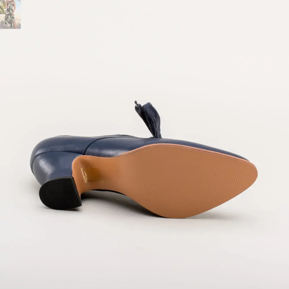 Gibson Edwardian Leather Shoes (Navy)