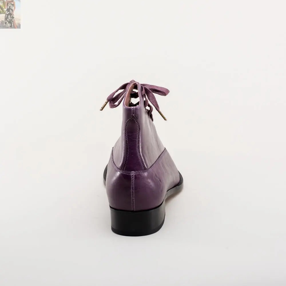 Noble Men's Vintage Lace-Up Boots (Purple)